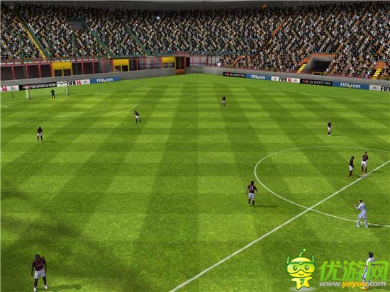 馳騁綠蔭賽場(chǎng)：EA精品《FIFA 14》深度測(cè)評(píng)