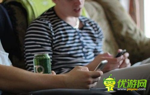 磚家又來了：長期玩手機(jī)會減少壽命？真的假的