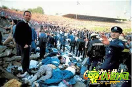 ”騷年“又要打砸搶？大批足球流氓正在來襲