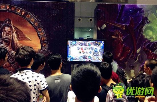 爐石長假回顧：兩選手?jǐn)埲f元獎(jiǎng)金 武漢玩家自發(fā)聚會(huì)