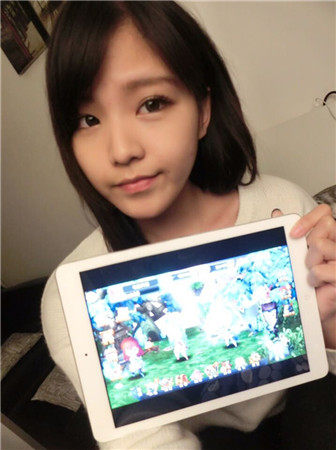 Angel honey大秀美顏《守護之光》全是美女你還不玩?